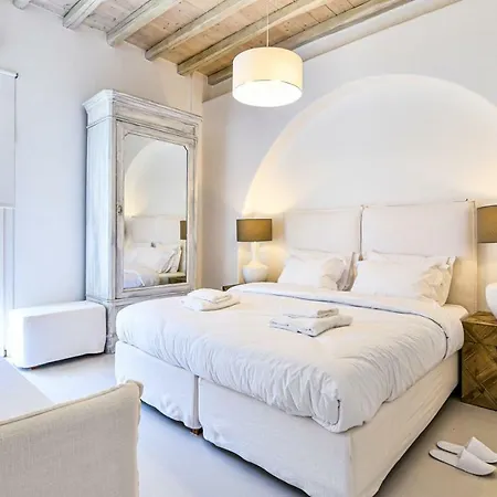 Phoenix Mykonos