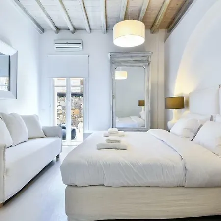 Phoenix Mykonos